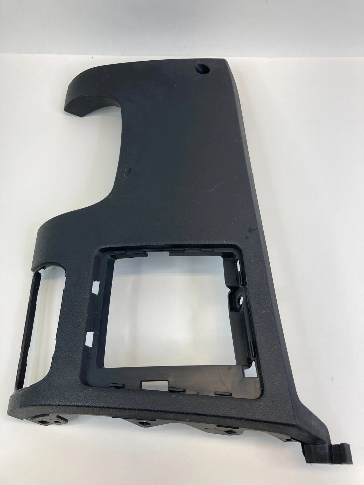 2012-2017 KIA RIO DASH INSTRUMENT PANEL LOWER COLUMN COVER CRASH PAD 84750-1W000