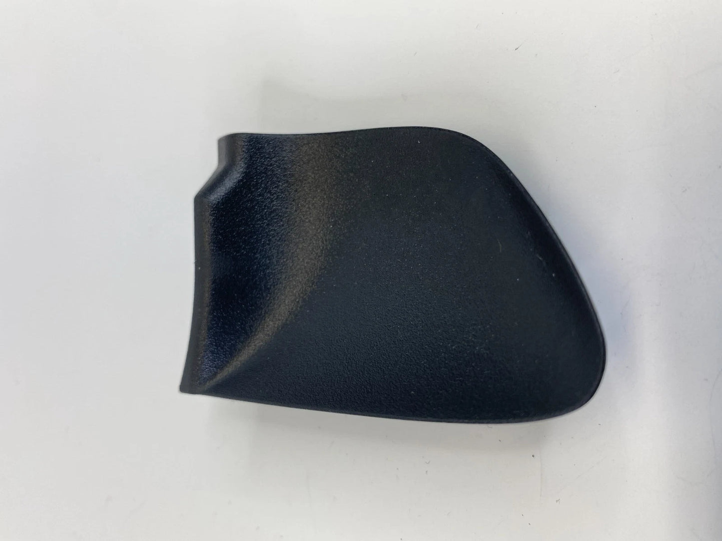1998-2005 LEXUS GS300 REAR RIGHT SIDE INTERIOR DOOR HANDLE BEZEL PLUG CAP OEM