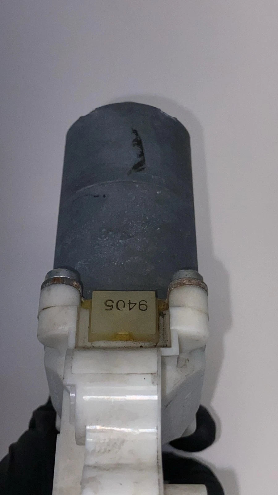 2003-2006 MERCEDES-BENZ E500 03-09 E320 FRONT RIGHT WINDOW MOTOR 2118203042 OEM