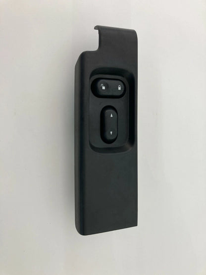 2004 2005 LAND ROVER FRONT RIGHT PASSENGER SIDE WINDOW LOCK BUTTON SWITCH OEM