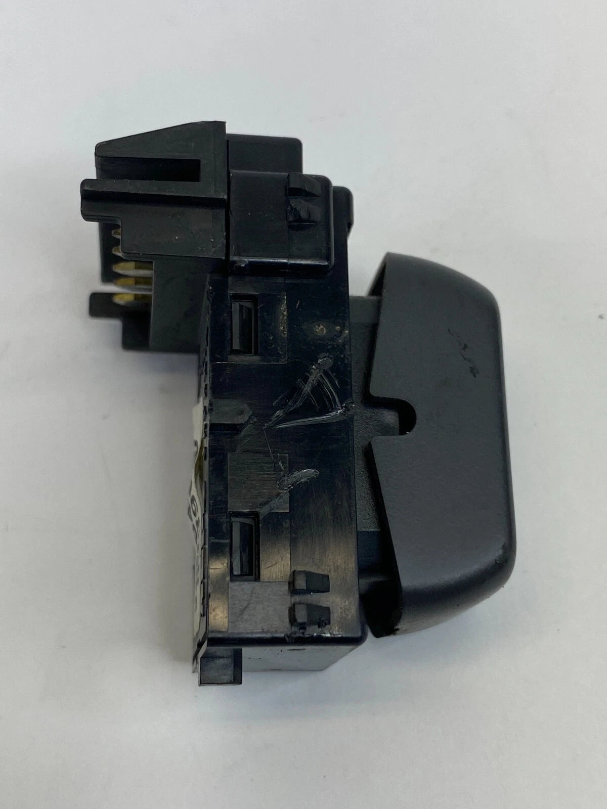 2000-2005 CADILLAC DEVILLE REAR RIGHT SIDE DOOR LOCK SWITCH ASSY 25664000 OEM