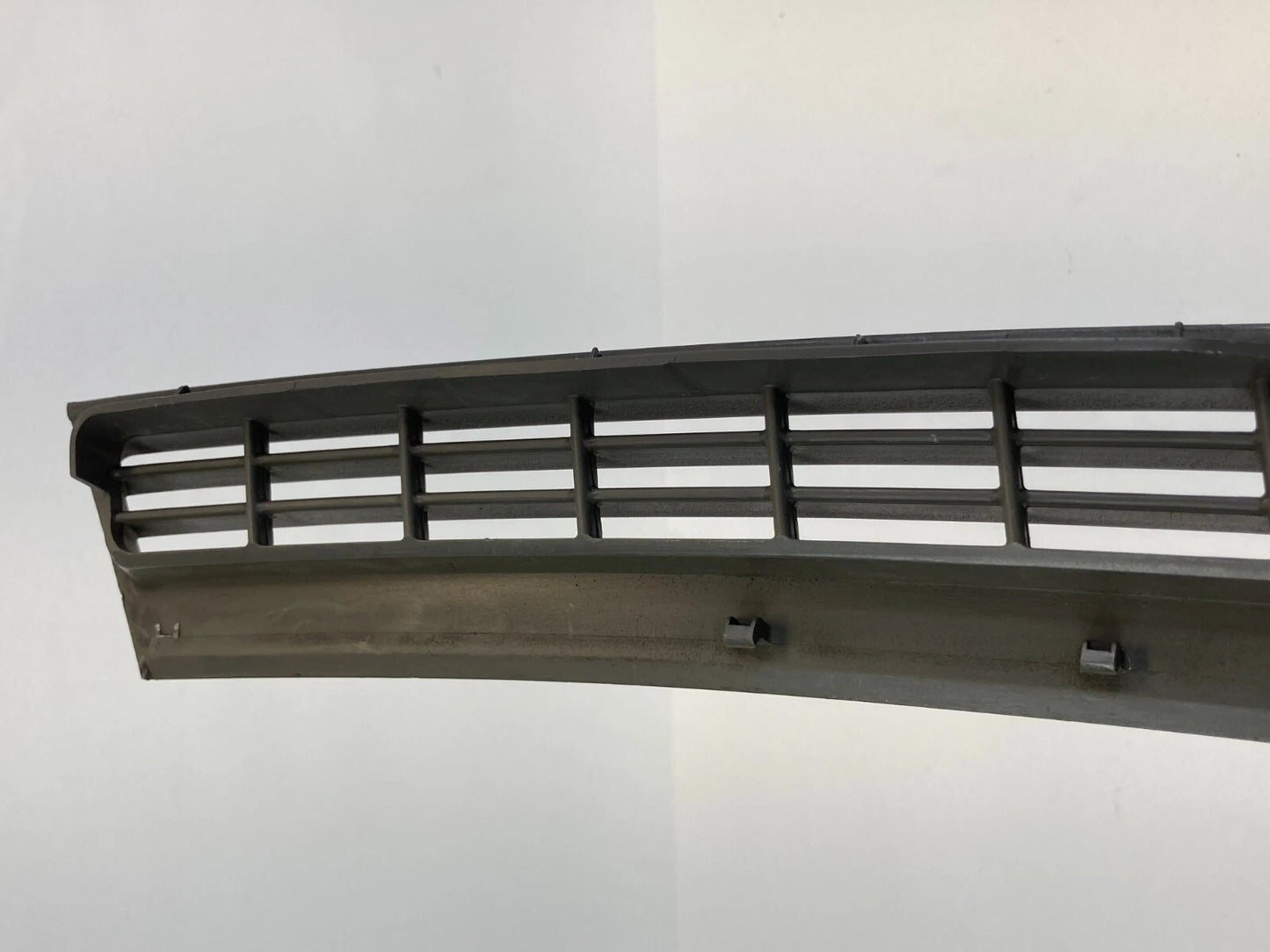 06-10 JEEP GRAND CHEROKEE DASH LEFT SIDE DEFROSTER VENT GRILLE 1DQ55-TRMAA OEM