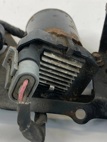 00-06 CHEVY TAHOE GMC YUKON LEFT ENGINE IGNITION COIL IGNITER PACK BRACKET SET