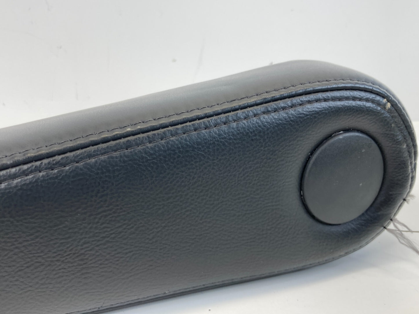 2008 2009 2010 Infiniti QX56 Rear Left Side Seat Armrest Arm Rest OEM