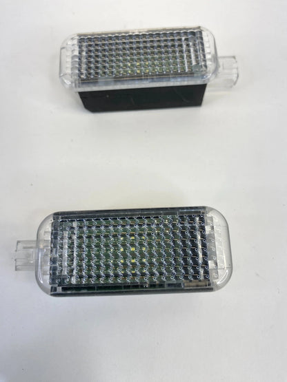 2009-2017 VW VOLKSWAGEN CC INTERIOR LIGHT COURTESY LAMP SET PAIR 4E0947415 OEM
