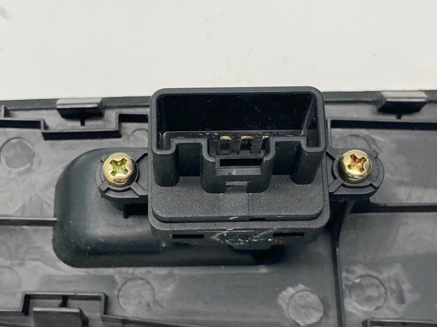 2004-2009 MAZDA 3 MAZDA3 FRONT RIGHT SIDE DOOR POWER WINDOW SWITCH B32H66370 OEM