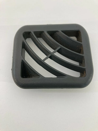 2002 2003 GMC ENVOY XL CENTER CONSOLE AC AIR VENT OUTLET GRILLE COVER BEZEL OEM