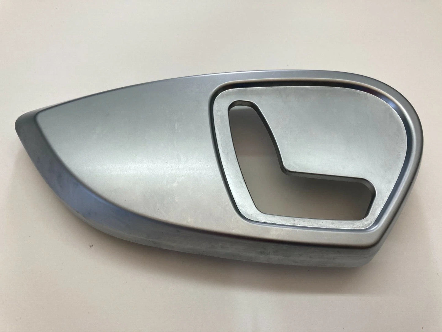 2006-2009 MERCEDES-BENZ R350 FRONT RIGHT PASSENGER SEAT SWITCH TRIM COVER PANEL