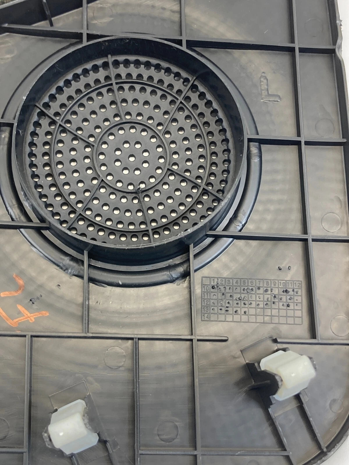 2011-2016 KIA OPTIMA FRONT LEFT DRIVER DASH SPEAKER GRILLE COVER 84725-2T100 OEM