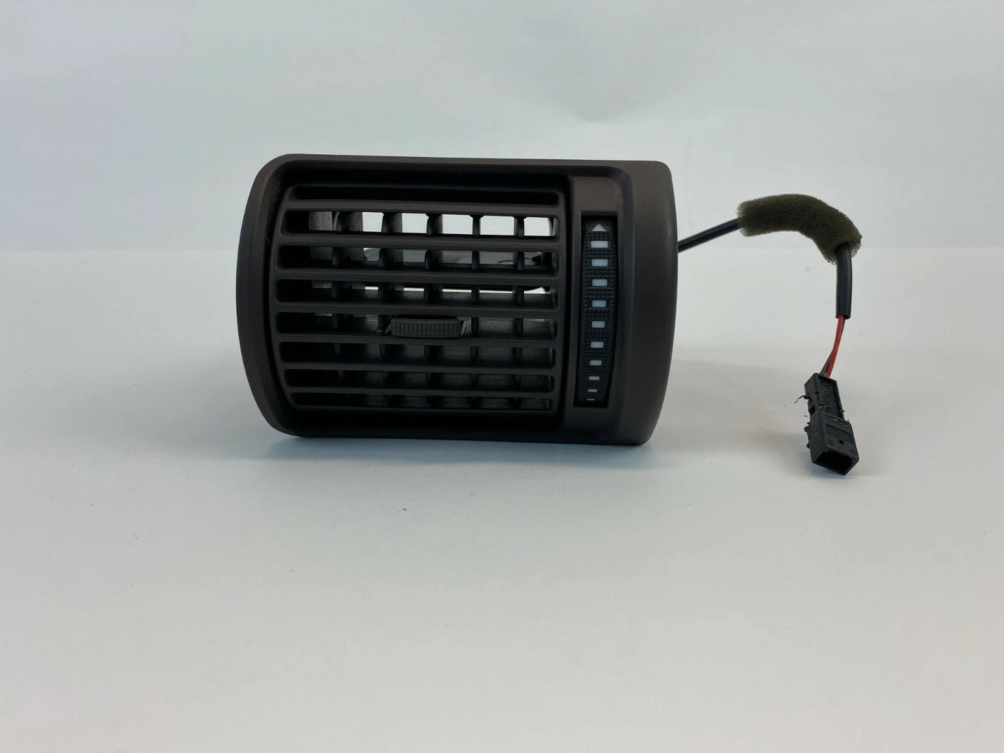 1996-2001 AUDI A4 DASH LEFT DRIVER SIDE A/C AC AIR VENT GRILLE OUTLET BROWN OEM