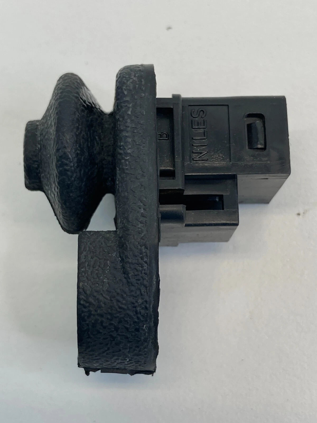 2000-2012 NISSAN SENTRA DOOR JAMB AJAR BUTTON SWITCH SENSOR OEM
