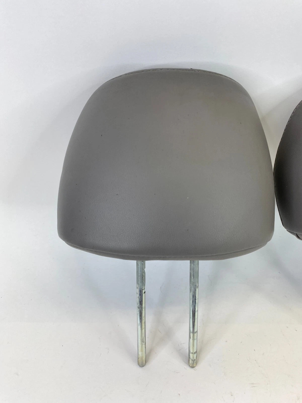 1999-2004 HONDA ODYSSEY EX-L FRONT SEAT HEADREST SET PAIR GREY LEATHER OEM
