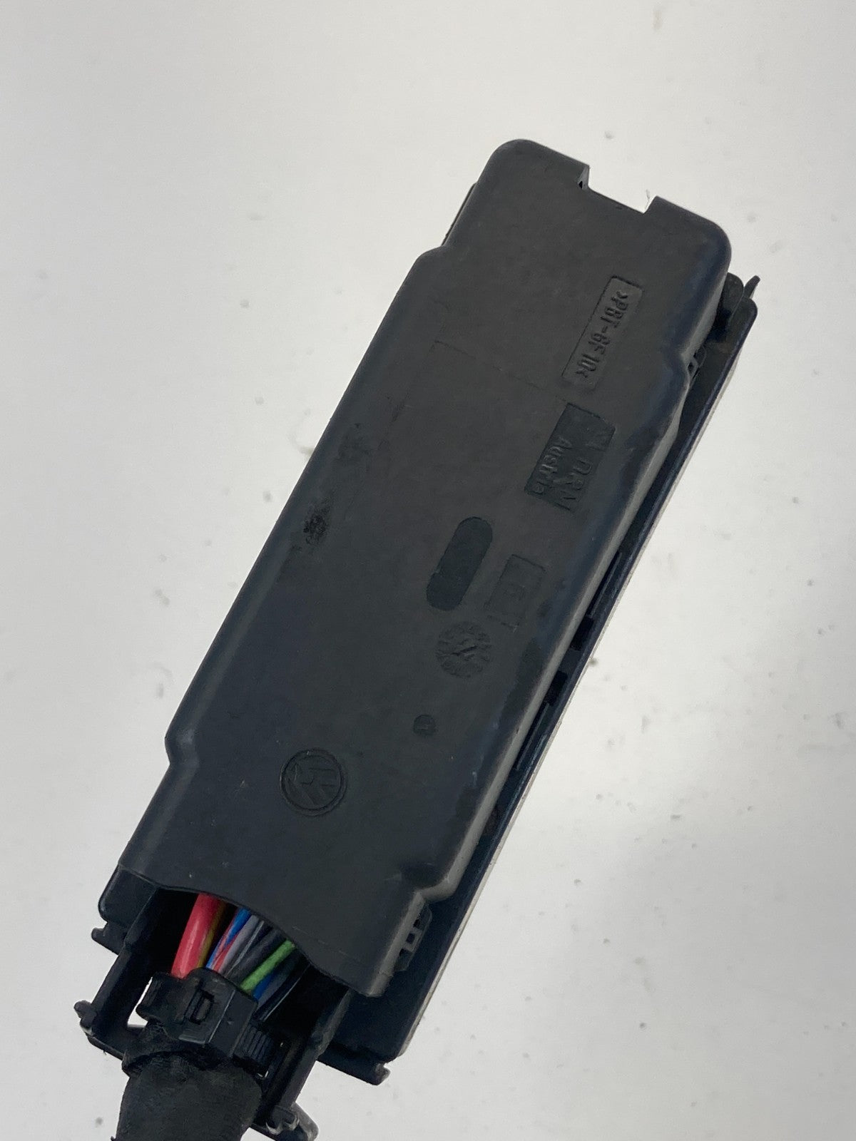 12-15 Volkswagen Passat 2.5 AT ABS Anti Lock Brake Pump Plug Pigtail Connector