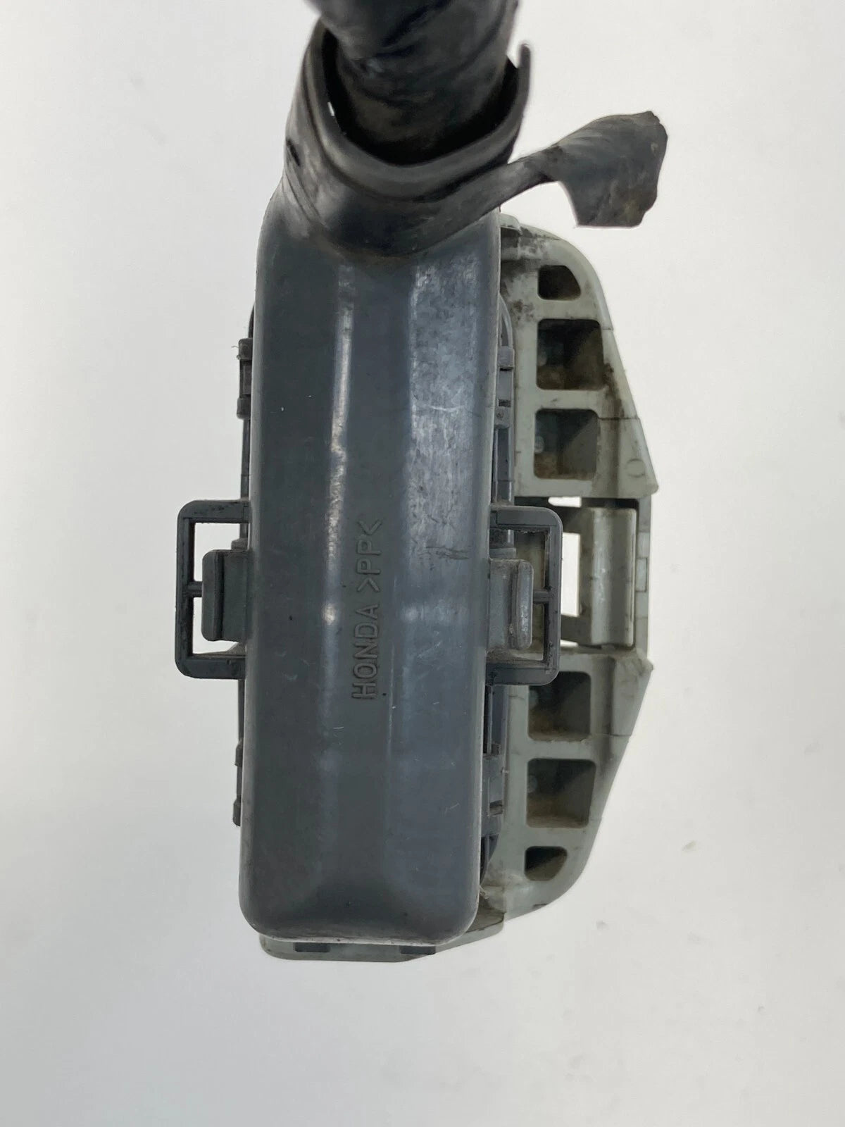 99-04 HONDA ODYSSEY 3.5L V6 AT FWD ABS ANTI LOCK BRAKE PUMP RELAY PLUG CONNECTOR