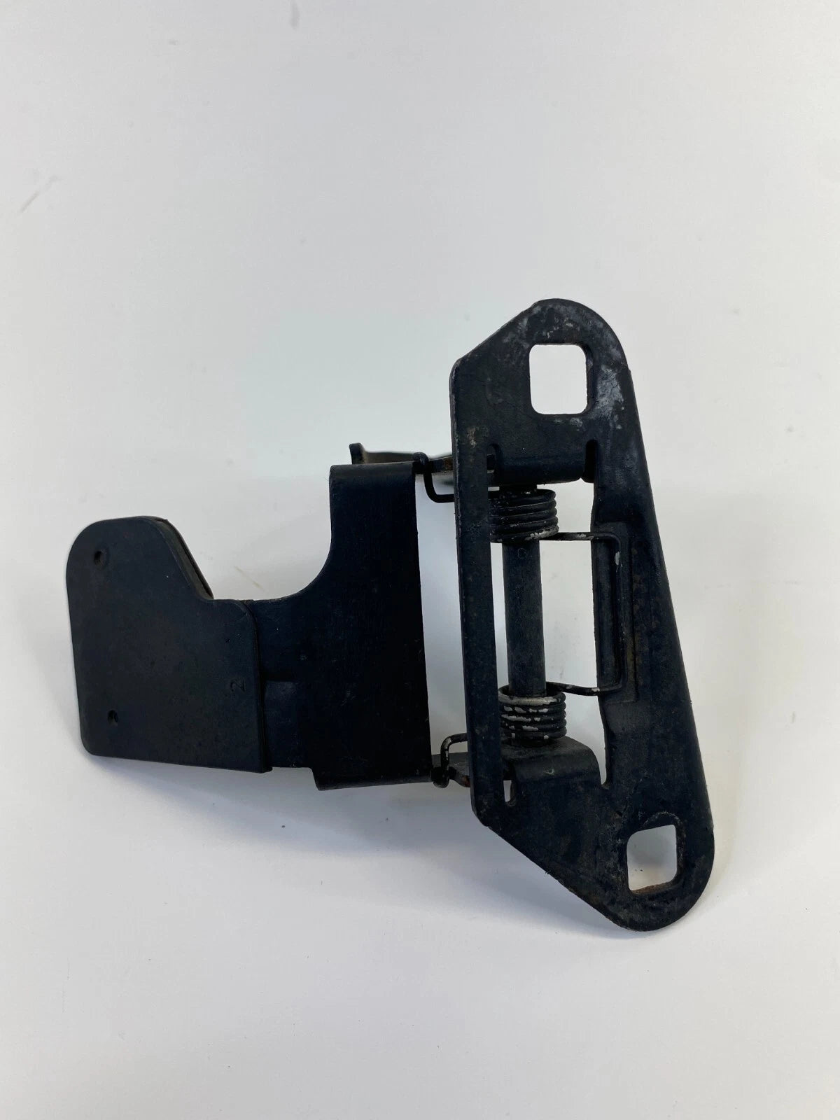 2003-2012 LAND ROVER RANGE ROVER FRONT HOOD LOCK SAFETY CATCH STRIKER HANDLE