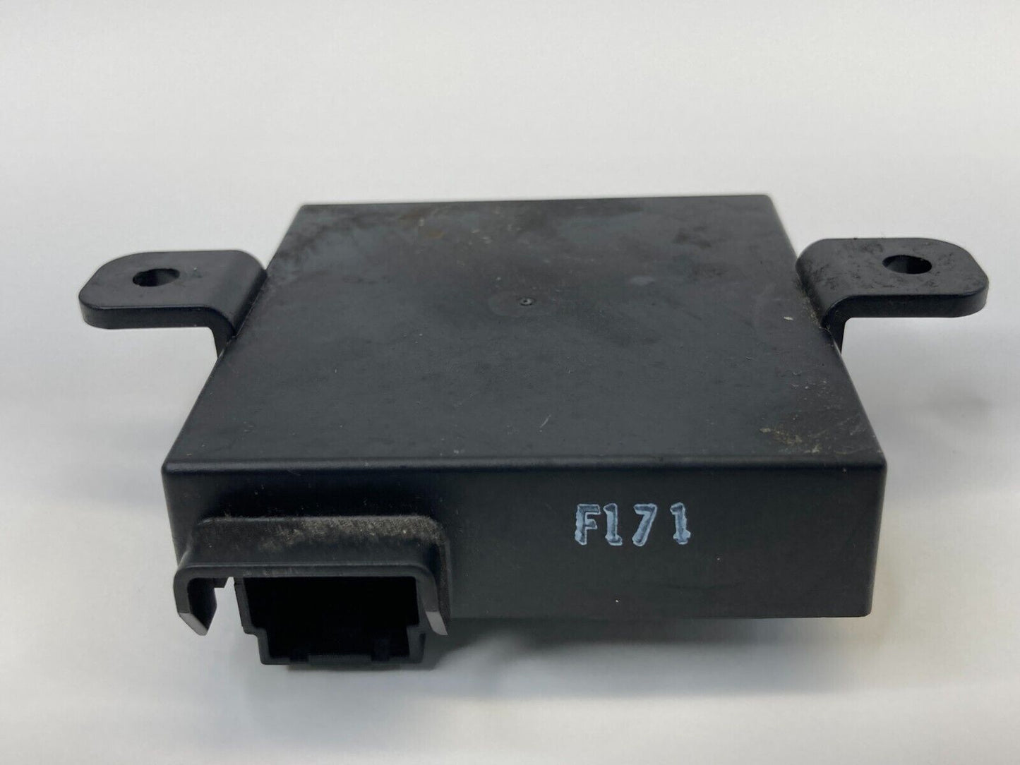 14-17 Ford Fiesta Ambient Light Control Computer Control Module Unit 9S43-13E702