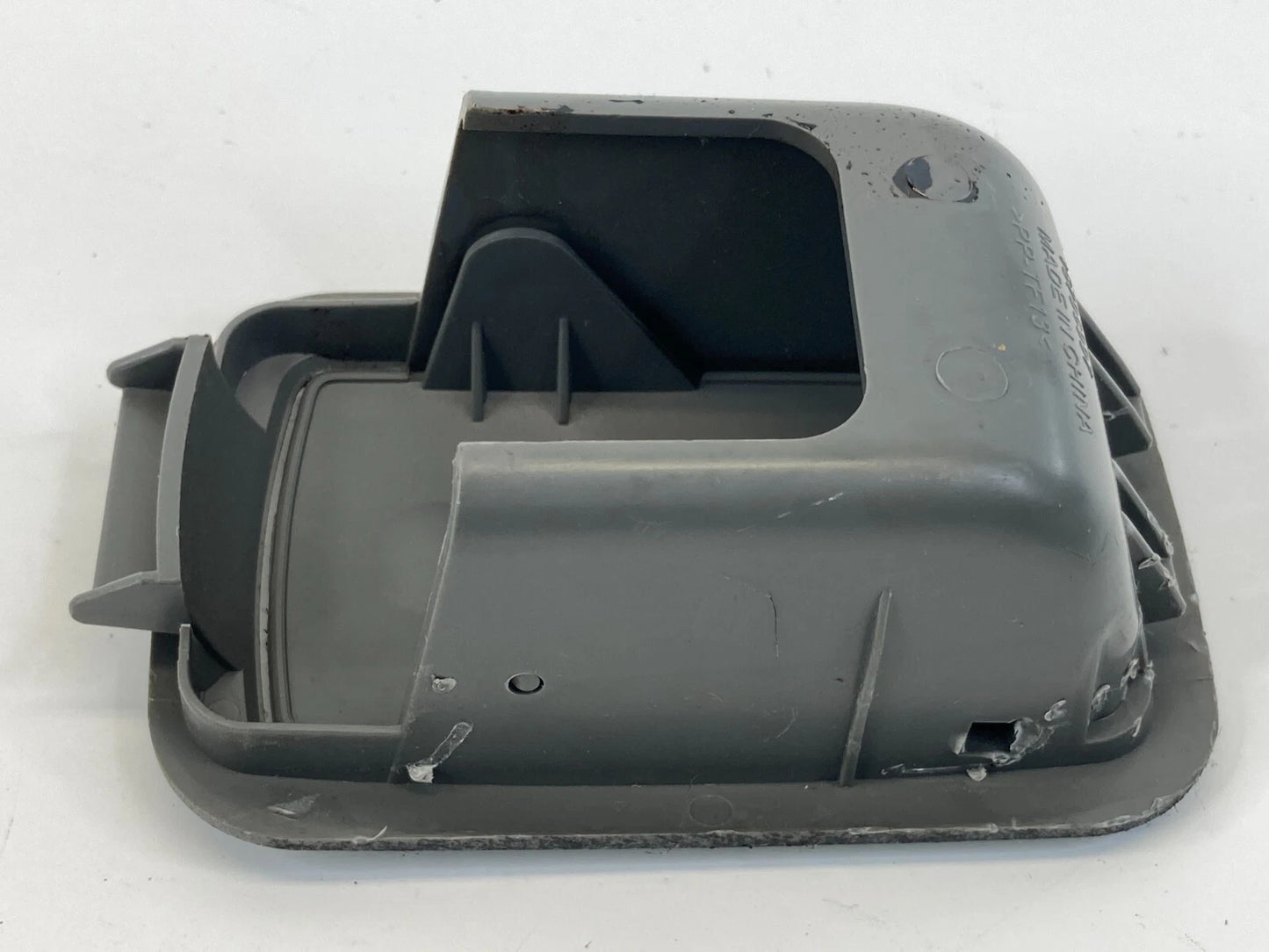 2013-2015 CHEVROLET MALIBU REAR SEAT ANCHOR COVER BEZEL TRIM 15795997 OEM