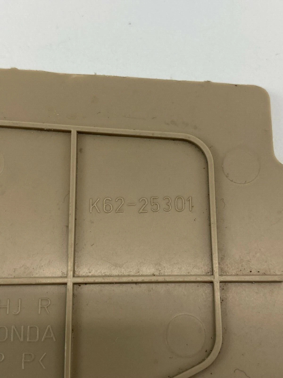 2005-2010 HONDA ODYSSEY RIGHT SIDE INTERIOR HANDLE LID COVER TRIM K62-25301 OEM