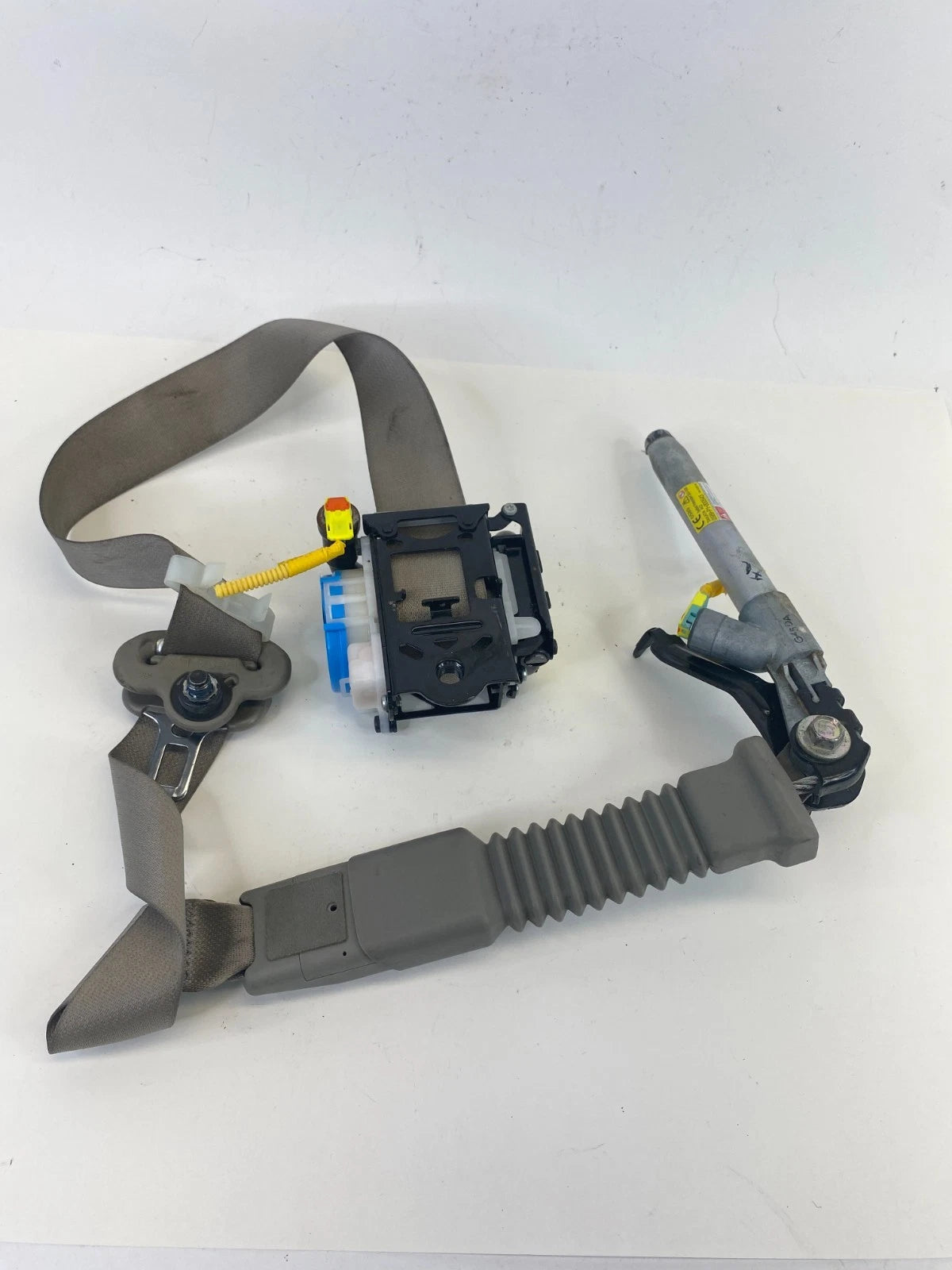 15 16 17 KIA SEDONA FRONT LEFT DRIVER SIDE SEAT BELT RETRACTOR 88810-A9500 OEM