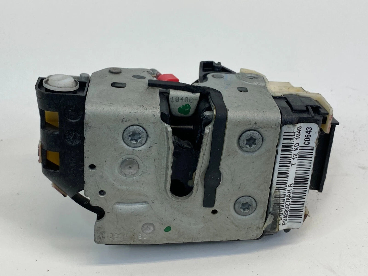 2007-2011 DODGE NITRO REAR RIGHT DOOR LOCK LATCH RELEASE ACTUATOR 04589278AH OEM