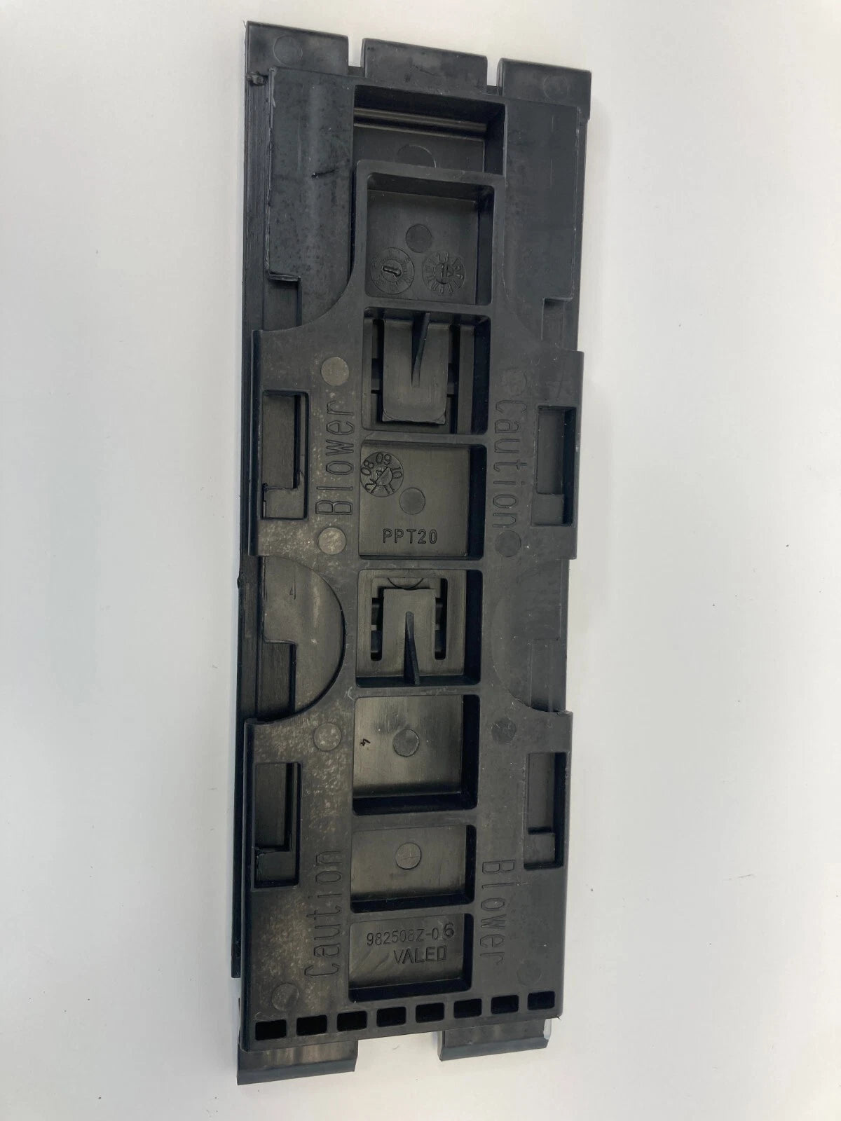 06-15 MERCEDES-BENZ ML350 HVAC HEATER BLOWER INTERIOR AC FILTER COVER 982508Z-06