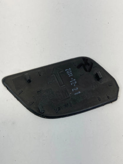 2010-2017 CHEVROLET EQUINOX FRONT LEFT DRIVER HANDLE SCREW COVER BEZEL 13577267
