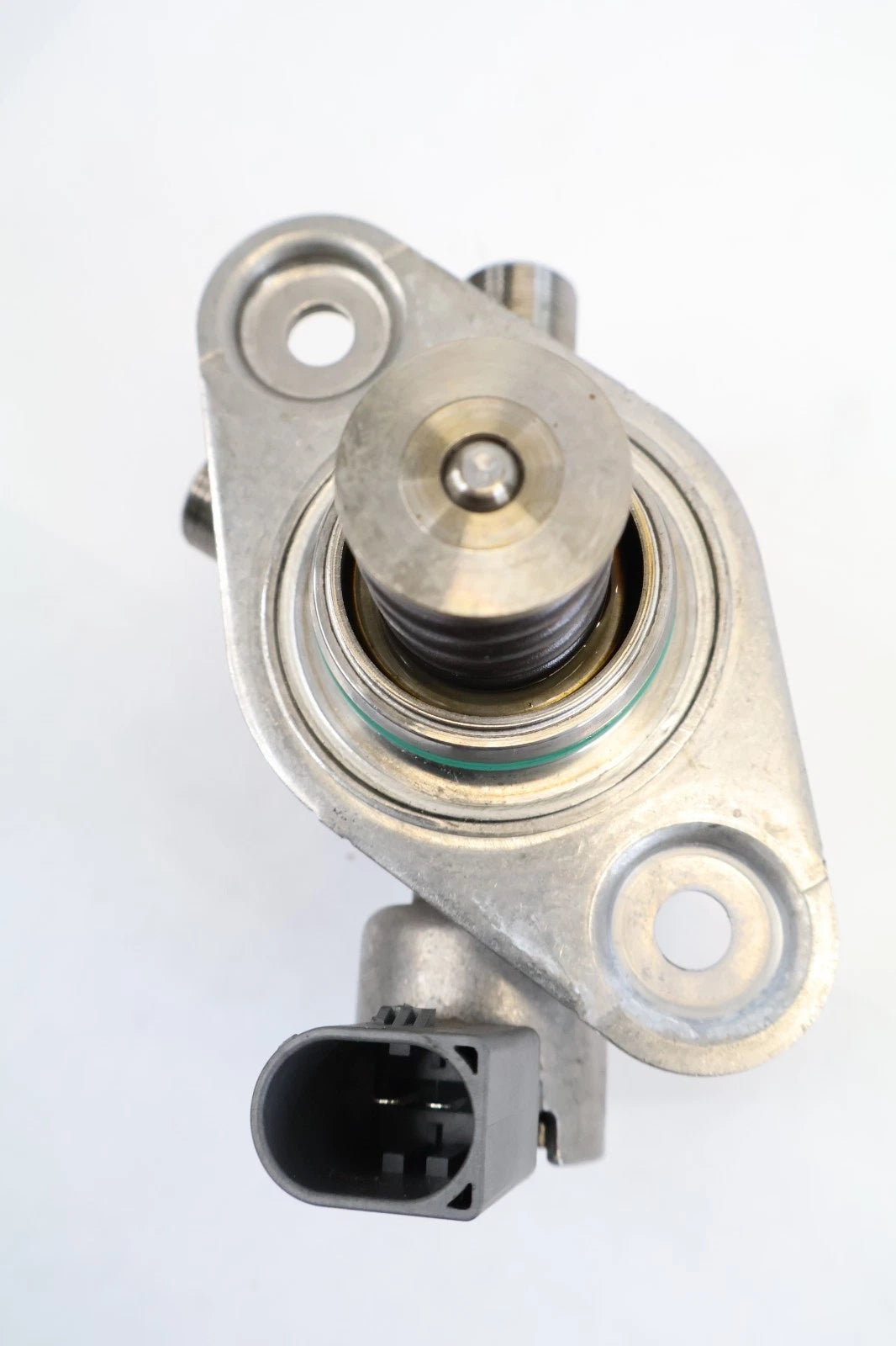 2012-2016 MERCEDES-BENZ E350 C350 GLK350 HIGH PRESSURE FUEL PUMP A-276-070-06-01