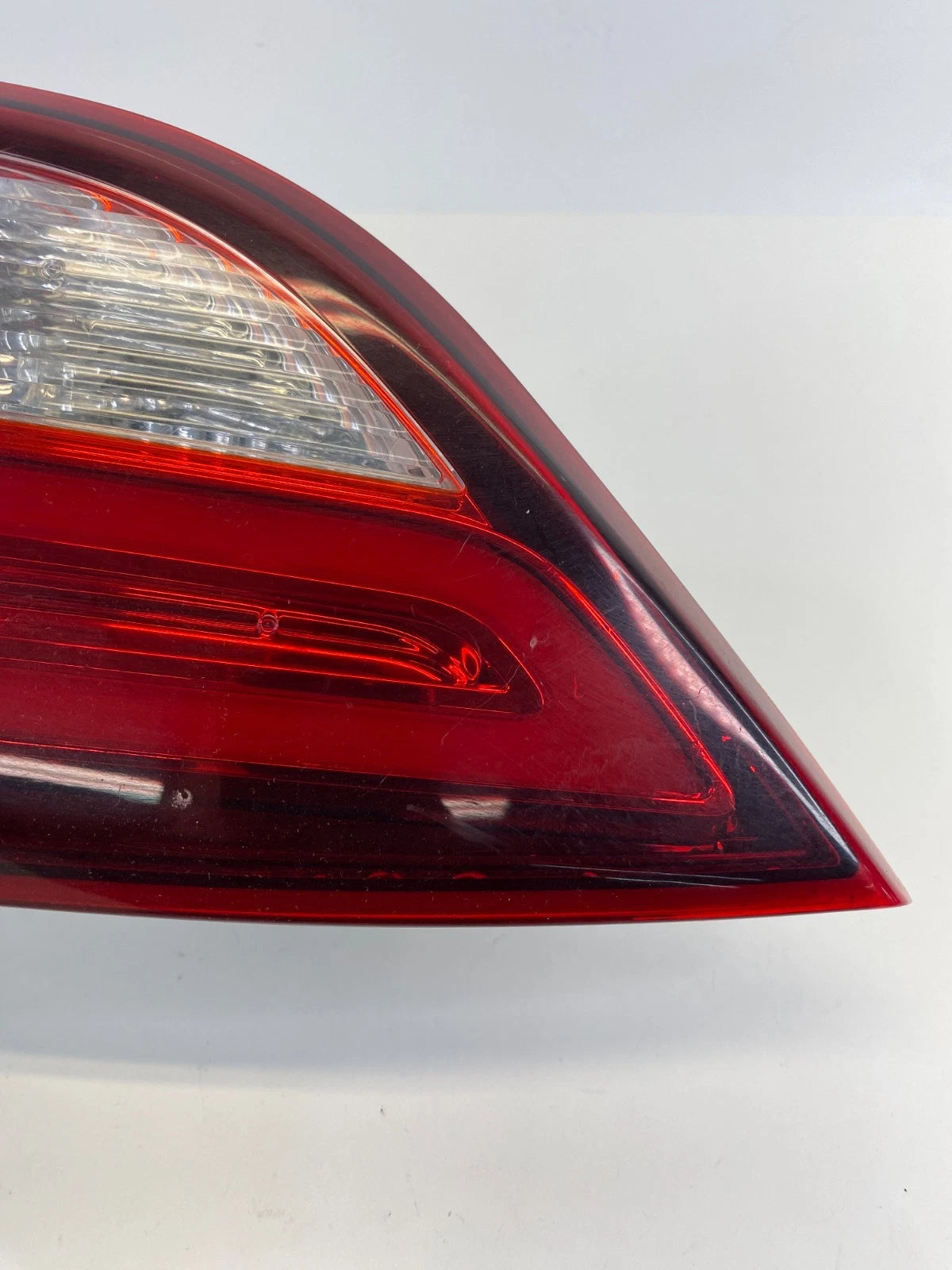 2015-2017 Chrysler 200 Sedan Rear Right Side Tail Light Taillight Inner Lamp OEM