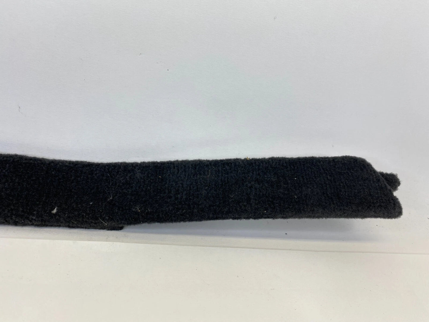 06-10 BMW 5-SERIES 550I LEFT CENTER CONSOLE MOLDING CARPET TRIM 51167059951 OEM