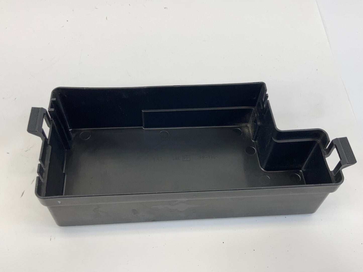 2001-2004 Nissan Pathfinder 3.5L A/T Under Hood Fuse Relay Box Cover Cap OEM