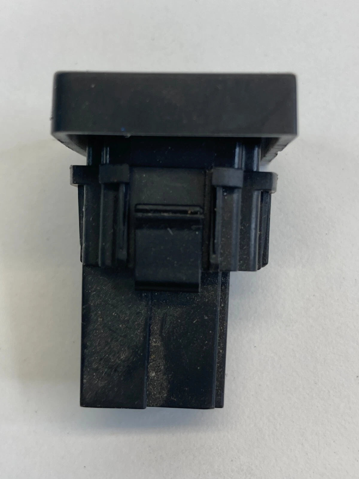 2010-2012 FORD FUSION TRUNK LID LATCH RELEASE CONTROL LEVER SWITCH 9E5T19B514ABW