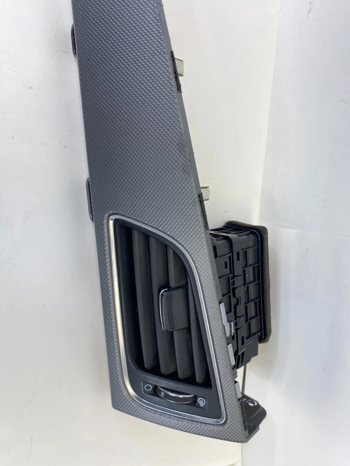 2015-2017 HYUNDAI SONATA DASH RIGHT SIDE PANEL AC VENT GRILLE OEM 84795-C2000
