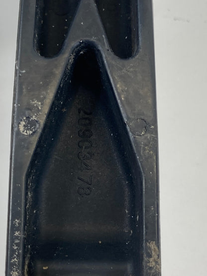 2010-2017 GMC Terrain Front Right & Left Windshield Wiper Arm Pair 20834281 OEM