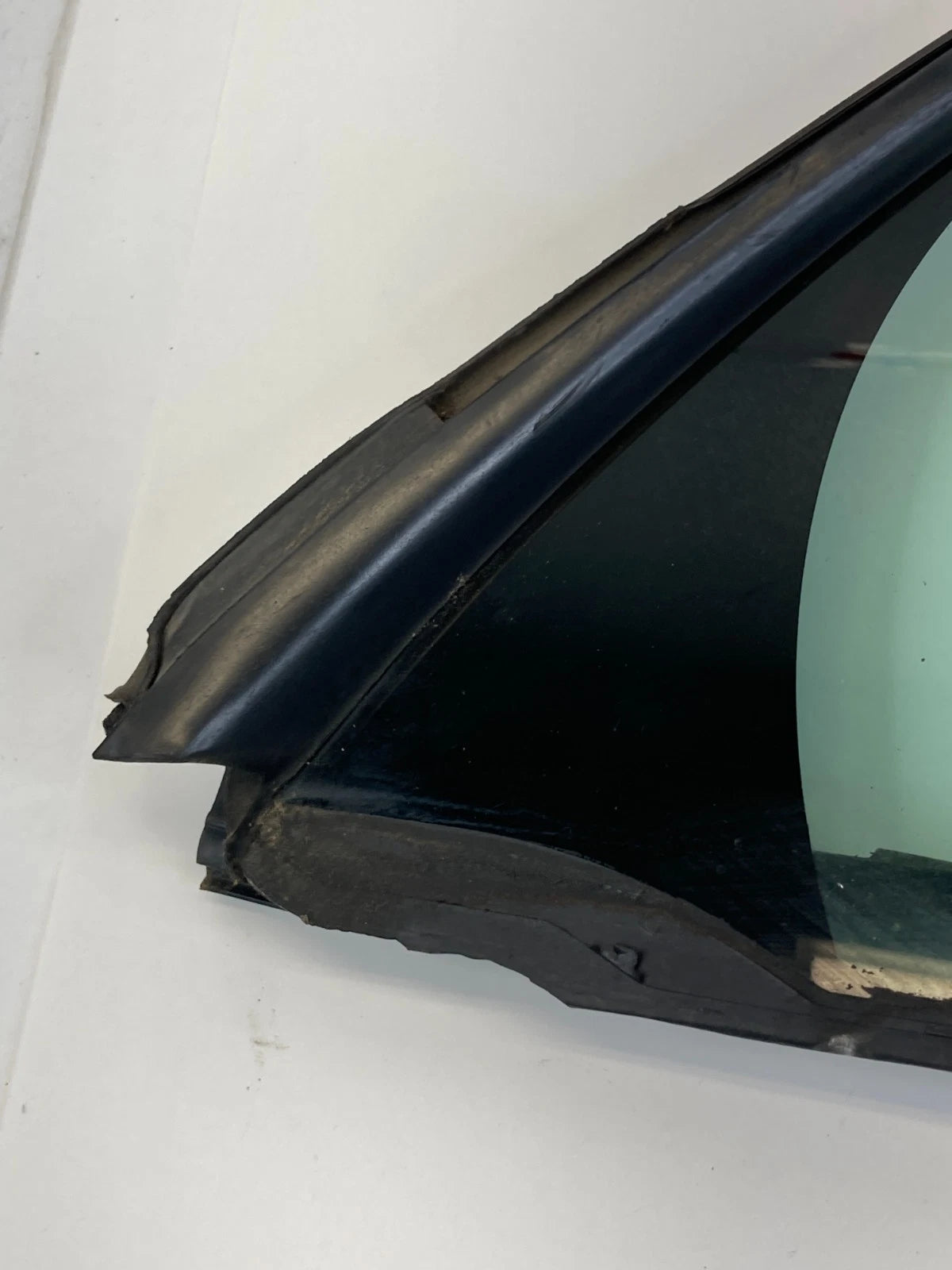 2005-2011 Cadillac STS Rear Right Passenger Door Quarter Window Glass OEM