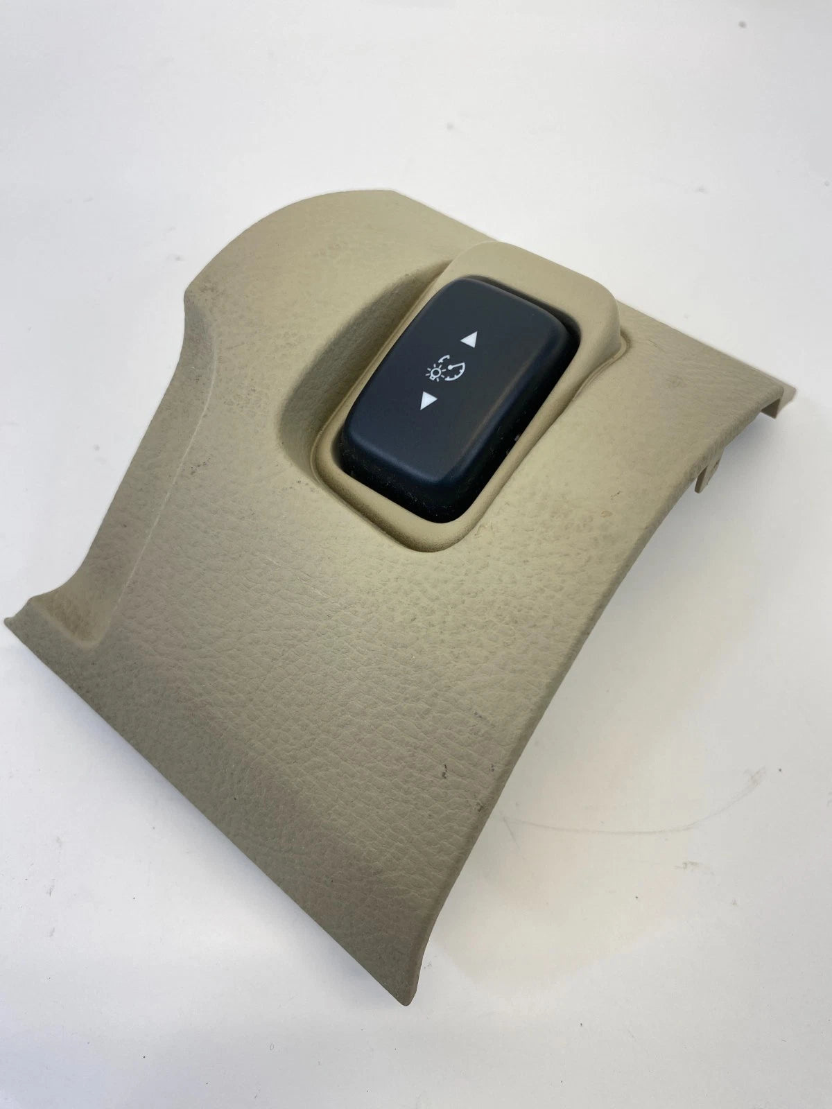 2013-2019 FORD TAURUS DASHBOARD DIMMER SWITCH TRIM BEZEL DG13-54044L54-A OEM