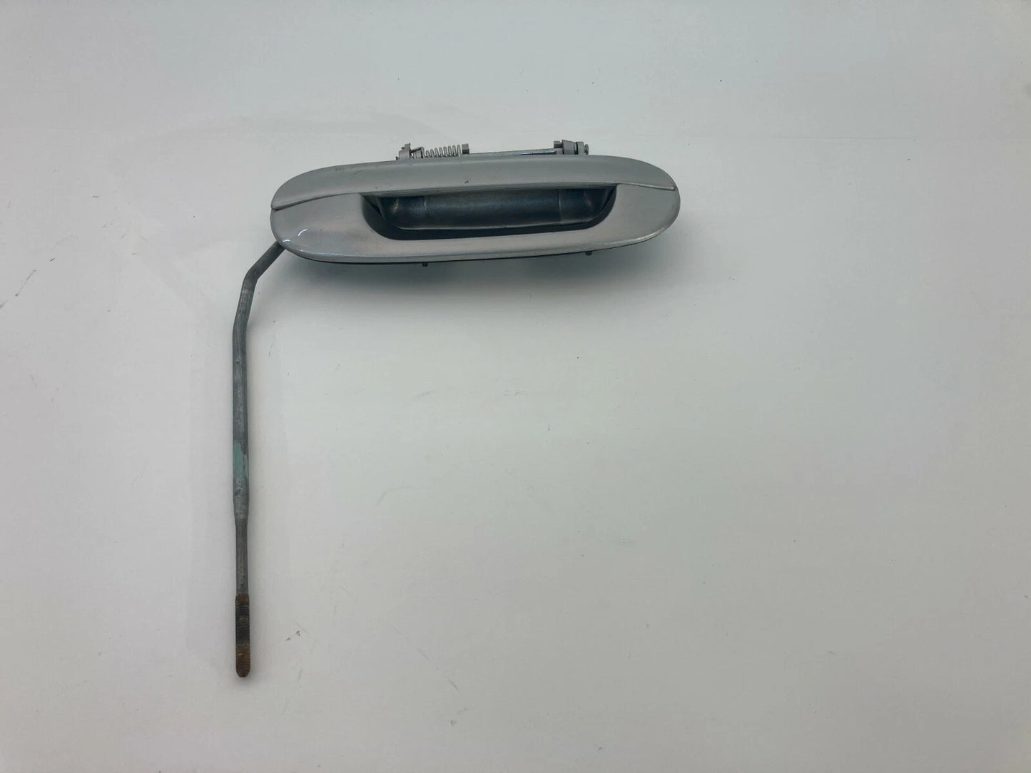02-09 CHEVY TRAILBLAZER GMC ENVOY FRONT RIGHT PASSENGER OUTER DOOR HANDLE FR RH