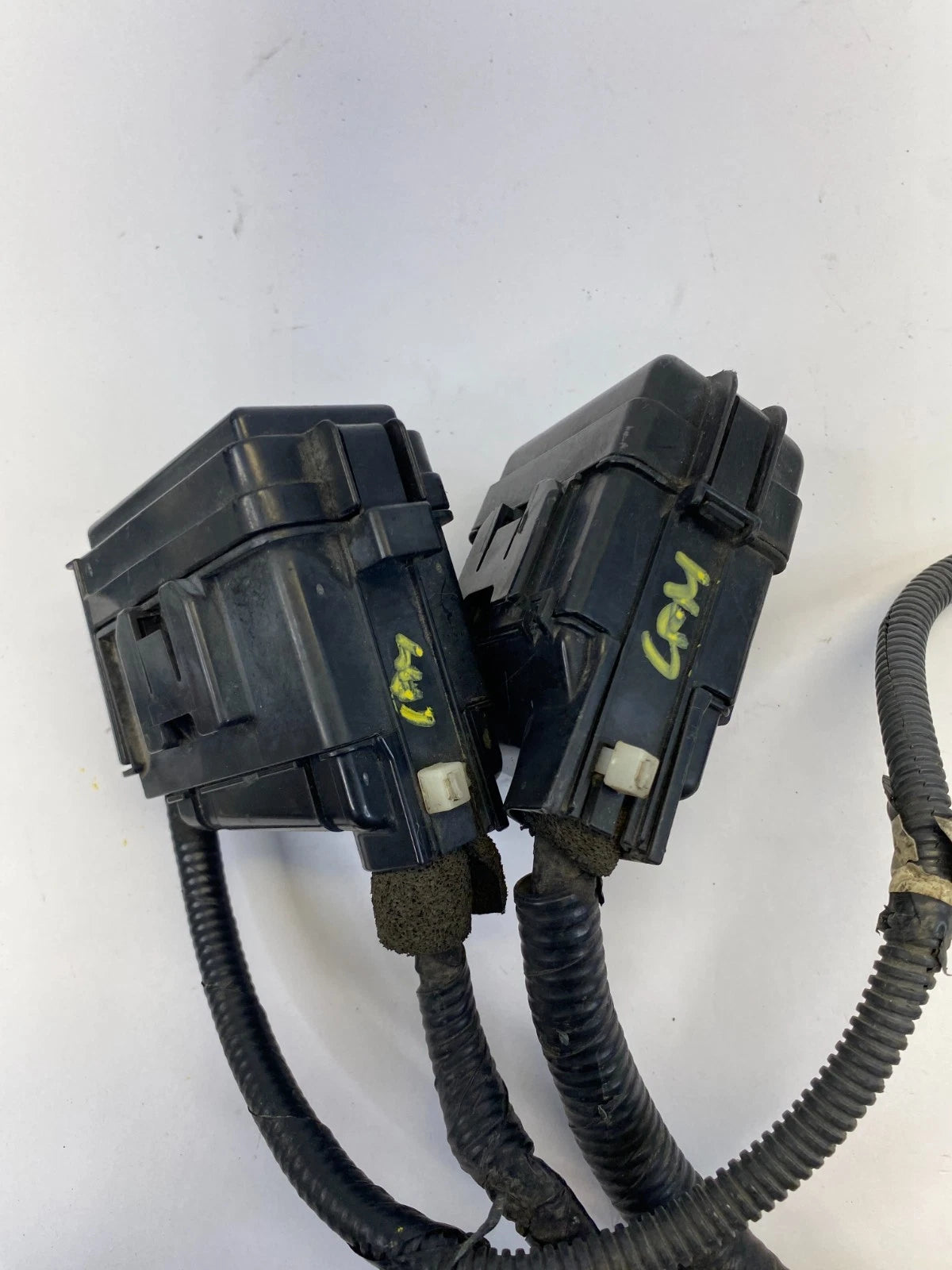 1999-2004 HONDA ODYSSEY UNDER HOOD AUXILIARY SMALL FUSE BOX RELAY MODULE OEM