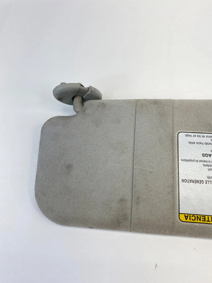 2009 2010 TOYOTA MATRIX ROOF FRONT RIGHT SIDE SUNVISOR SUN VISOR SHADE OEM