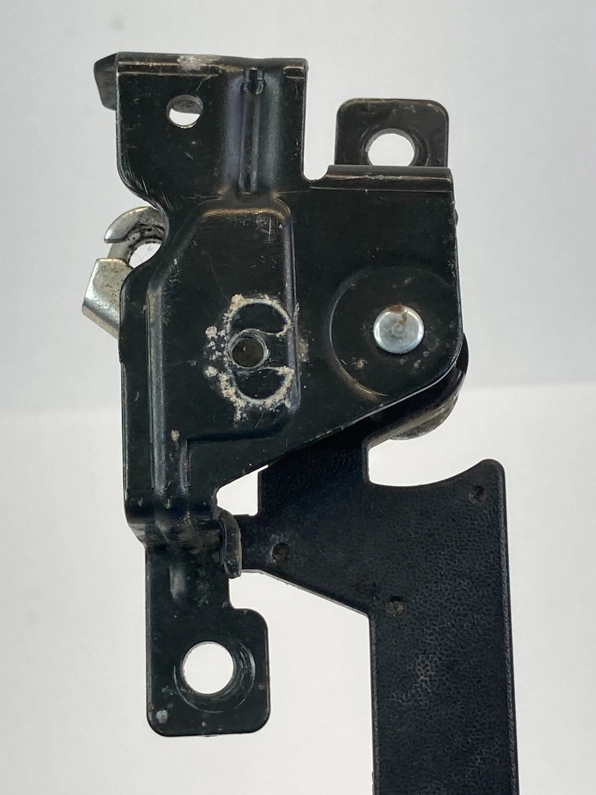 2004-2012 MITSUBISH GALANT SEDAN REAR TRUNK LOCK HANDLE RELEASE LEVER SWITCH OEM