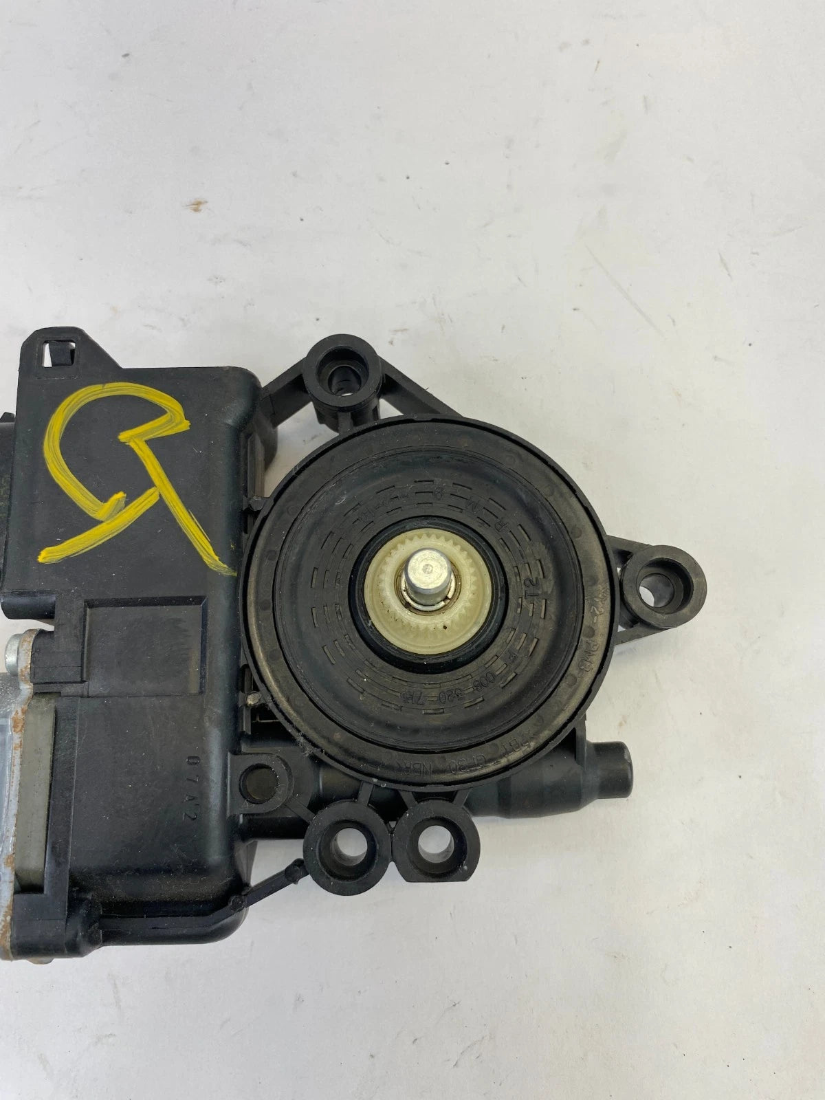 2011-2014 HYUNDAI SONATA FRONT LEFT DRIVER WINDOW REGULATOR MOTOR 824503S011 OEM