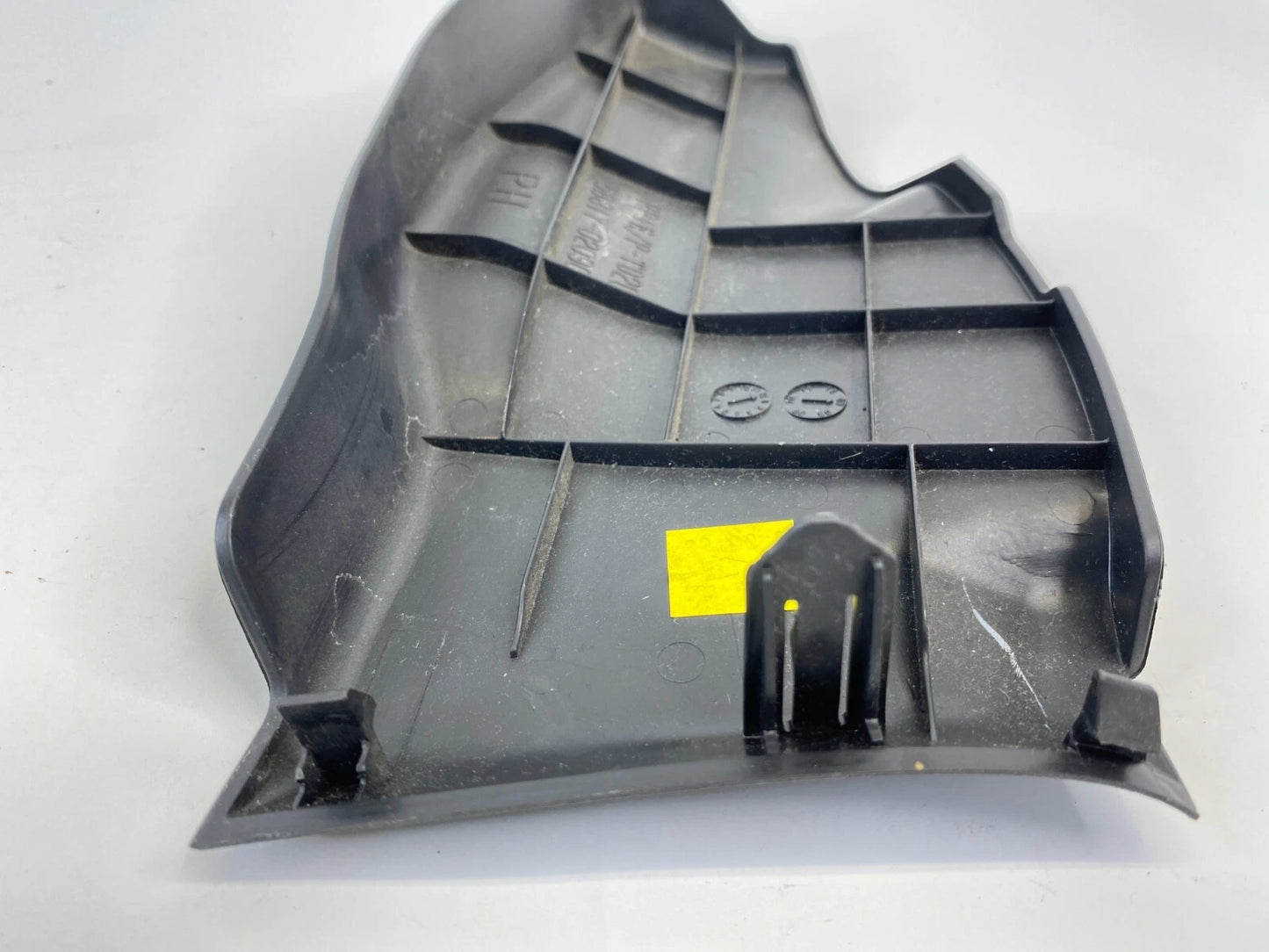 2009-2013 TOYOTA MATRIX HATCHBACK INSERT TRIM RIGHT CONSOLE BOX 58817-02090 OEM