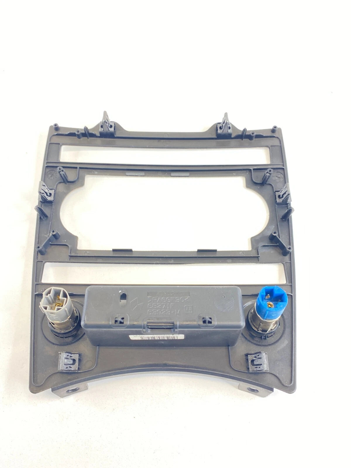 2005-2007 JEEP GRAND CHEROKEE CENTER CLIMATE CONTROL POWER OUTLET TRIM BEZEL OEM