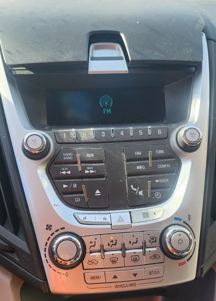 2010 2011 CHEVY EQUINOX FRONT DASH A/C CLIMATE CONTROL SWITCH W/RADIO SCREEN