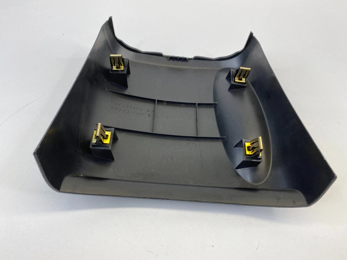 2007-2009 PONTIAC TORRENT REAR LOWER CENTER CONSOLE PANEL TRIM COVER 22722113