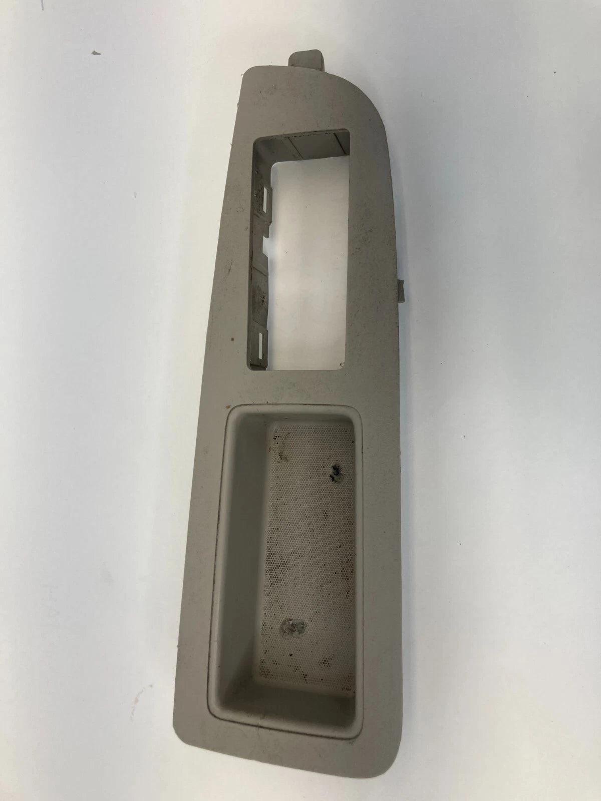 2005 2006 DODGE MAGNUM FRONT RIGHT DOOR WINDOW SWITCH BEZEL TRIM OEM FACTORY
