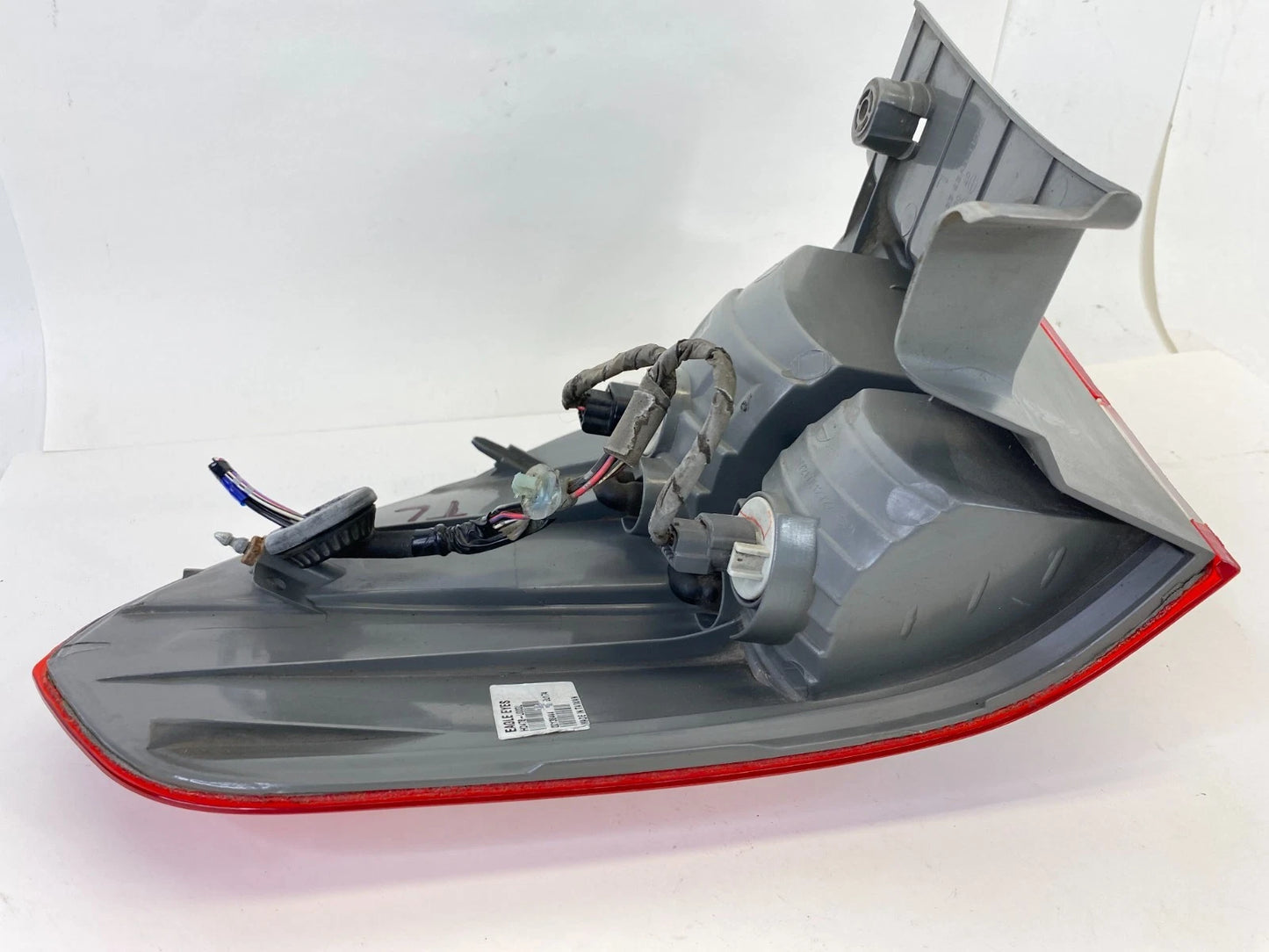 05-07 HONDA ODYSSEY LEFT DRIVER TAILLIGHT OUTER TAILLIGHT HD478-U000L EAGLE EYES