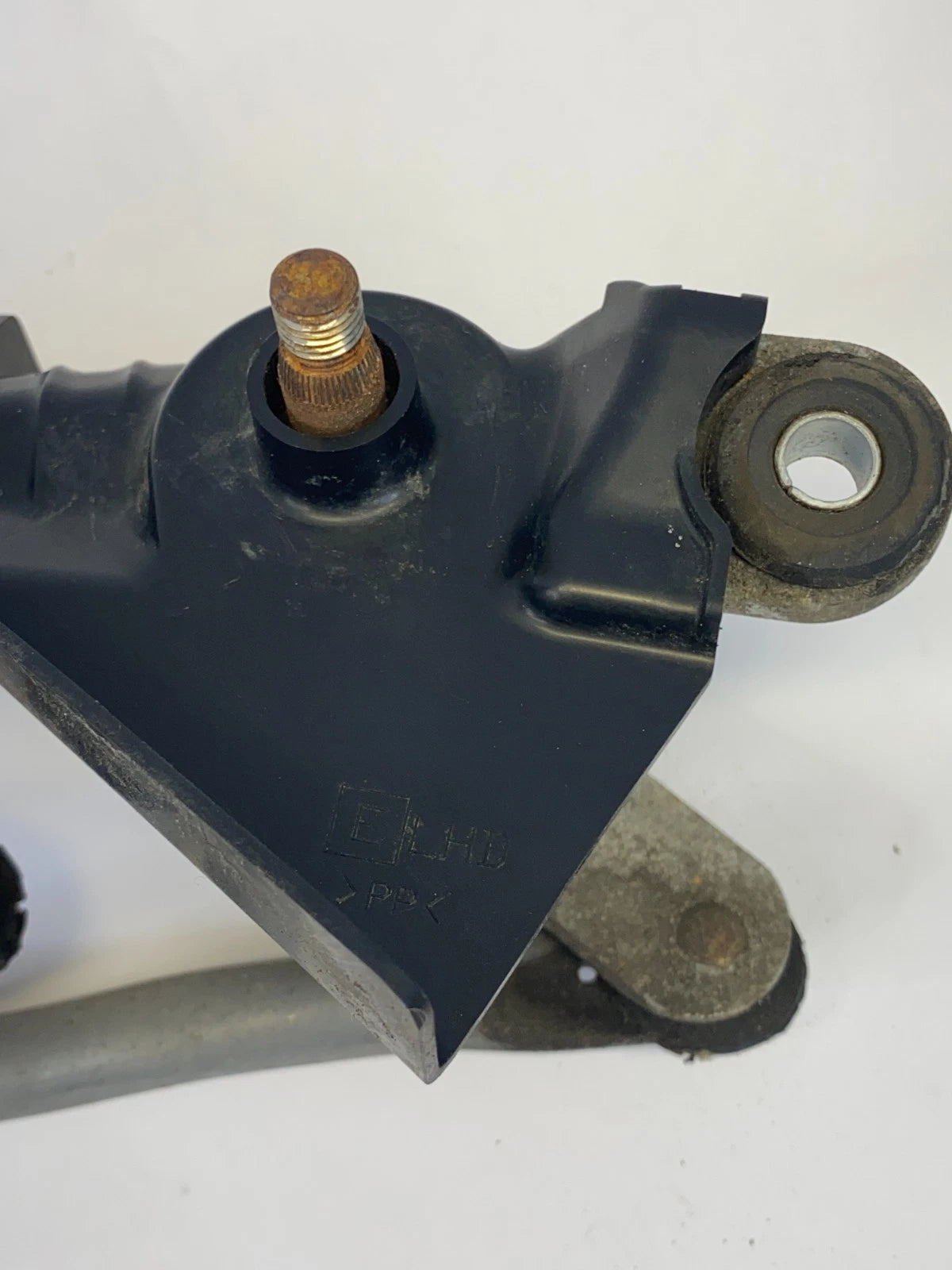 2010-2014 SUBARU OUTBACK FRONT WINDSHIELD WIPER MOTOR ASSY W/ LINKAGE OEM