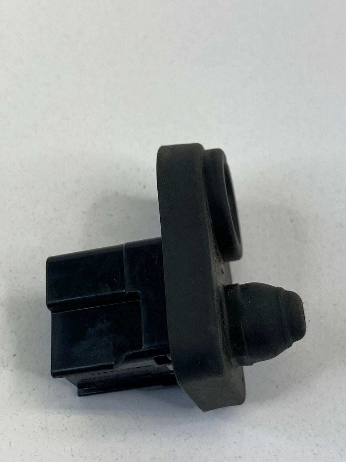 2013-2019 NISSAN SENTRA REAR LEFT SIDE DOOR COURTESY LIGHT SWITCH JAMB SENSOR