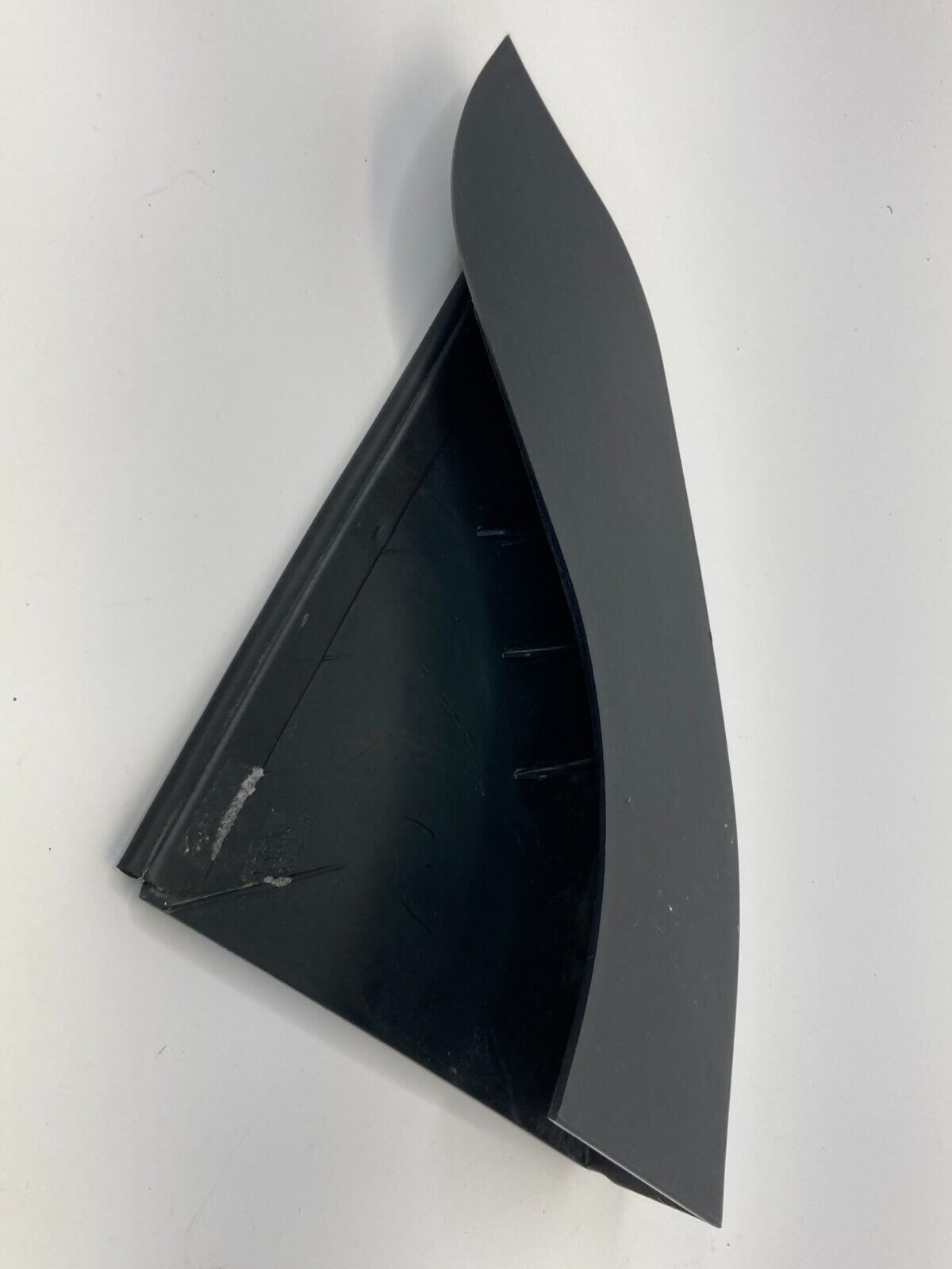 2009-2014 Volkswagen Routan Rear Left Side Sliding Door Molding Trim Cover OEM