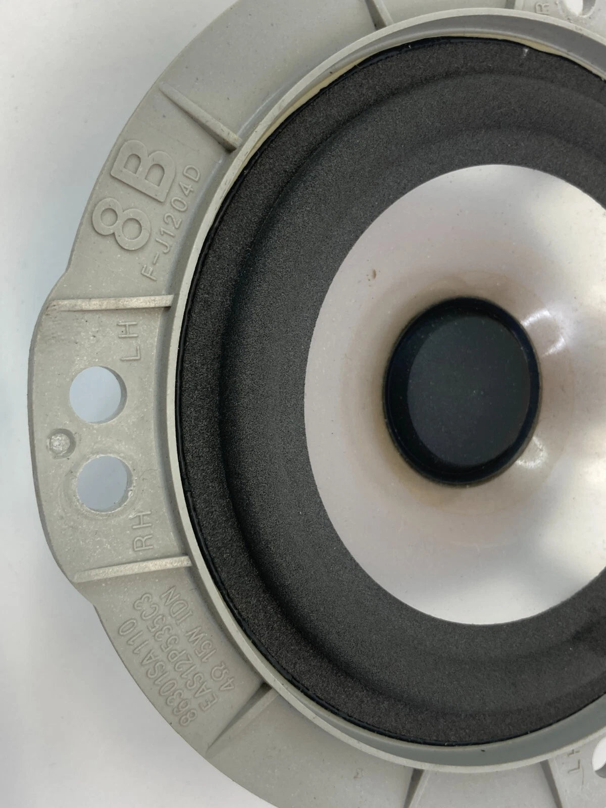 2004-2008 SUBARU FORESTER 04-07 IMPREZA REAR RIGHT DOOR AUDIO SPEAKER 86301SA110